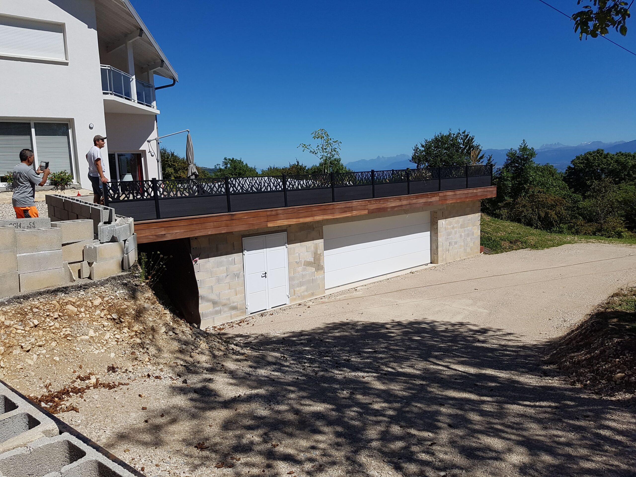 Construction et rénovation de clôtures et portails​ par votre expert - Rattrap'Tout